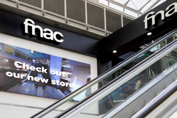 Fnac Video Wall Powered by SignStix